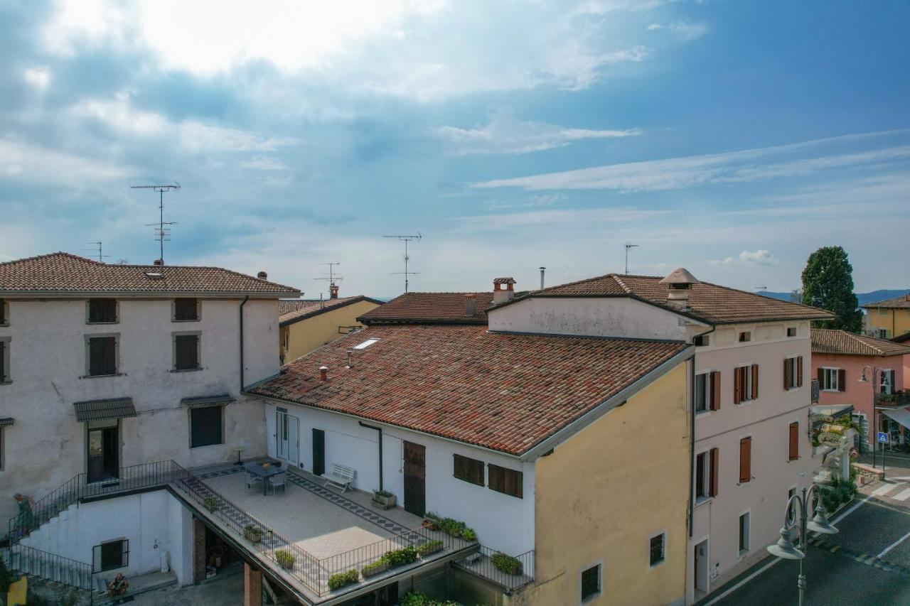 Appartamento In Piazza Moniga del Garda Екстериор снимка